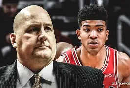 太阳主帅安东尼奥·德布茨赞誉年轻球员表现的简单介绍